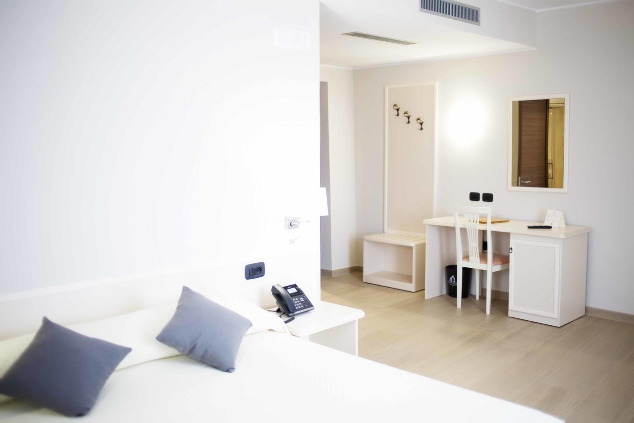 Hotel Palazzo Salerno Roggiano Gravina المظهر الخارجي الصورة